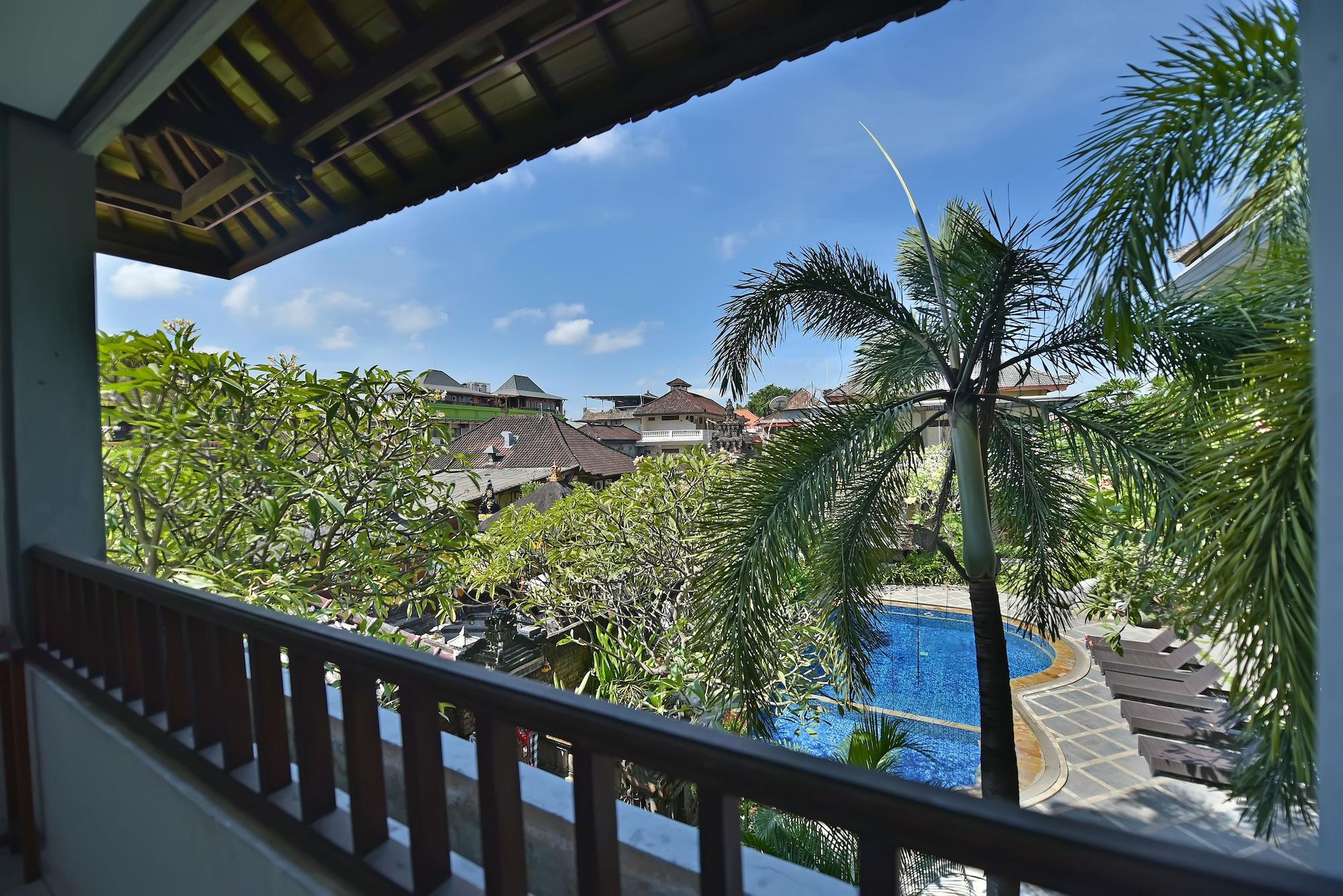 Sandat Hotel Kuta Кута Екстер'єр фото