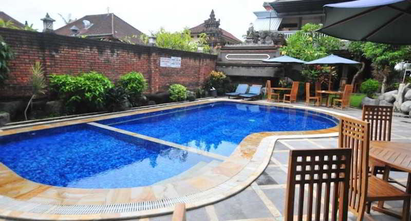 Sandat Hotel Kuta Кута Екстер'єр фото